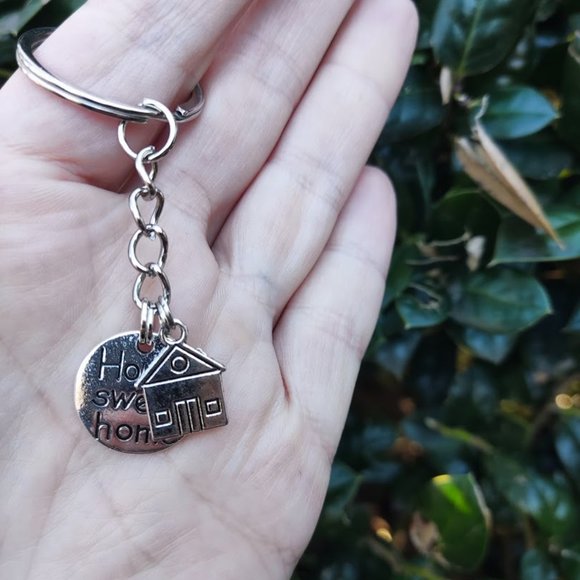 Home Sweet Home Keychain - Picture 1 of 4